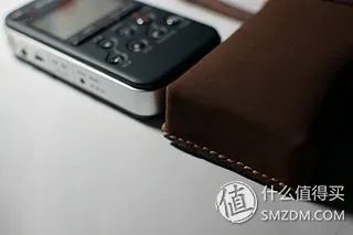 将复古进行到底 ：SONY M10 & 原创手缝皮套