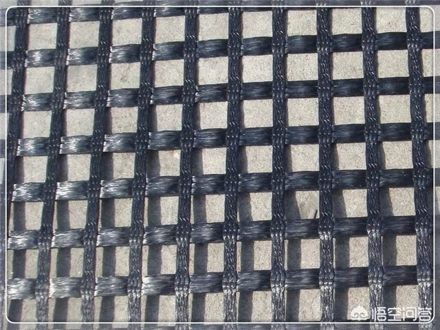 如何在路面铺设玻璃纤维土工格栅？