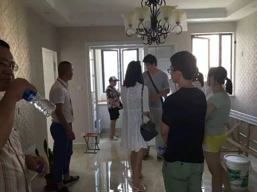 参观样板房：堂堂装修顾问，岂能如此怠慢？
