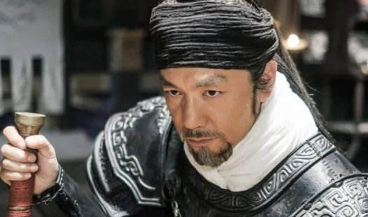 “飞鸟尽良弓藏狡兔死走狗烹”，功高震主如何善终？