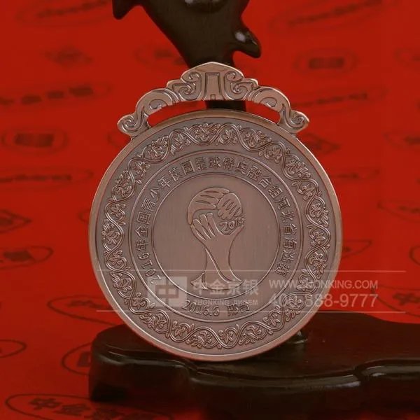 铜牌制作流程,谁知道?谢啦