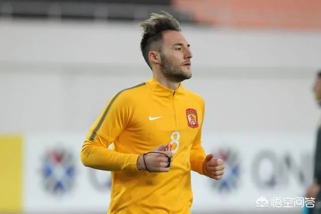 首战被武里南联逼平,恒大首战暴露出哪些不足?