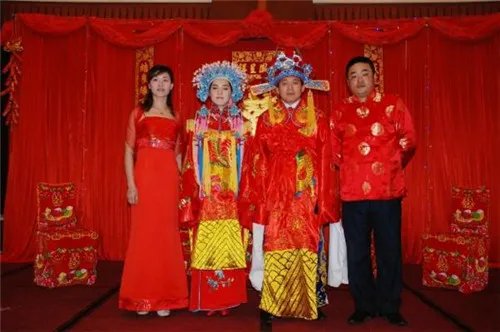 中式婚礼现场布置图片 中式婚礼所需物品有哪些