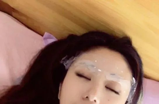 十个纹眉九个后悔图片